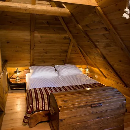 Dworek Krola Stanislawa - Malinowy * Węgorzewo