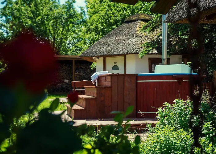 Dworek Krola Stanislawa - Malinowy 度假居 *